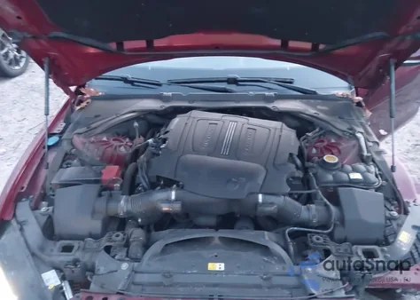 2017 Jaguar Xe 35T Premium из США, поврежденный, VIN SAJAJ4BV2HA968769